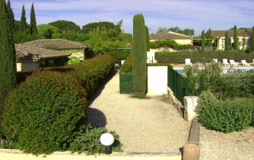 Un Gite En Provence - Les Jardins De Fontanille Saint-Remy-de-Provence Exterior photo